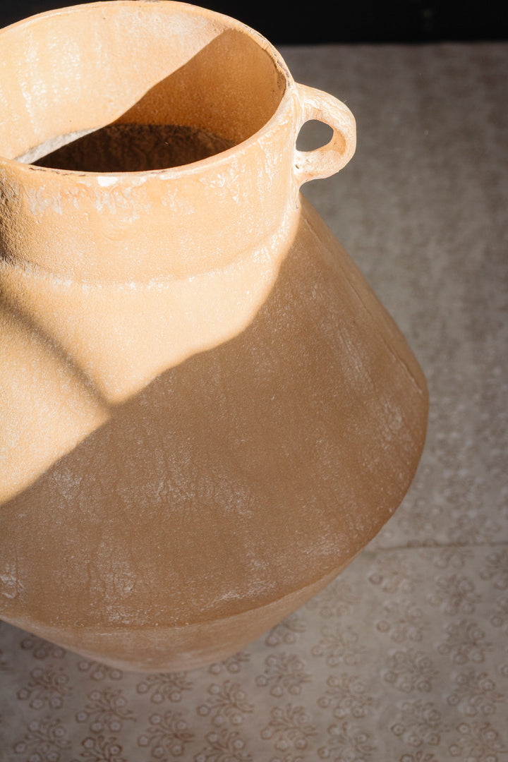 Eros Dune Metal Vase