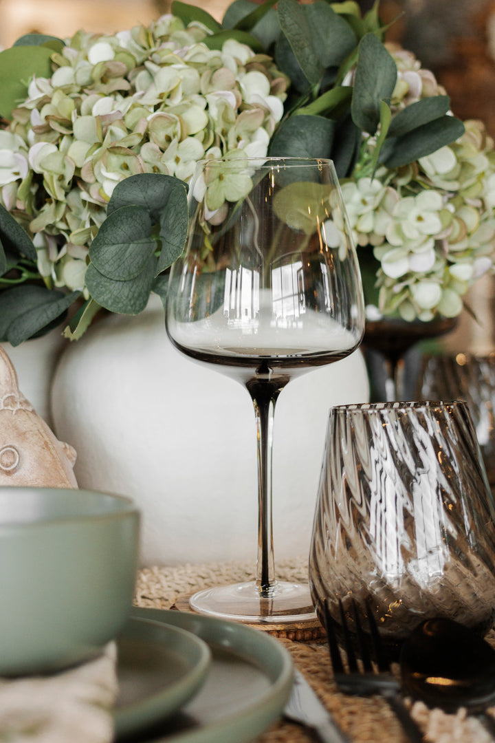 Slate Veil Wine Glasses – Set of 4