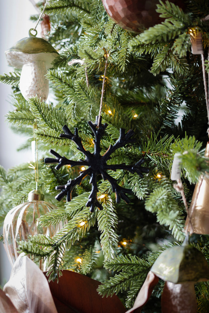 Black Metal Snowflake Ornament