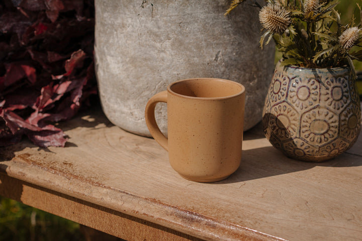 Maren Mug in Clay