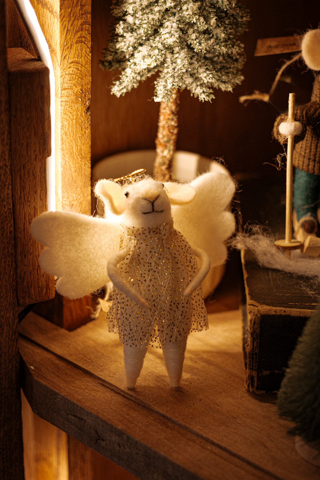 Hana the Heavenly Mouse