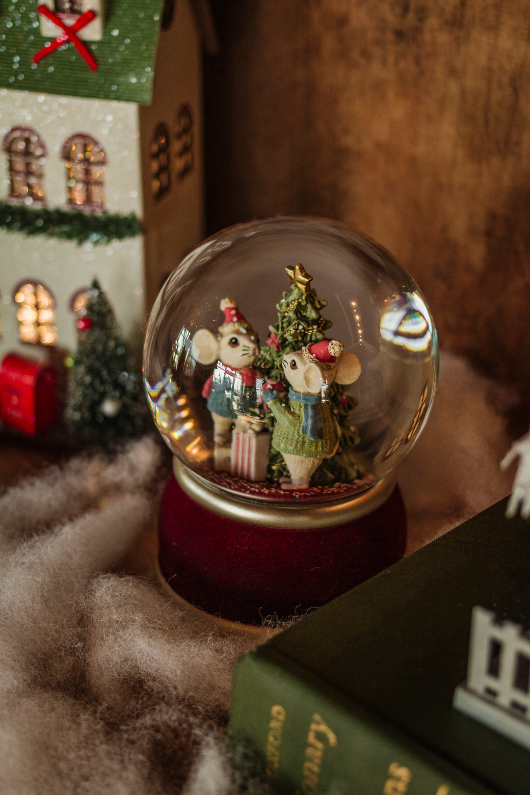 Christmas Mice Snow Globe