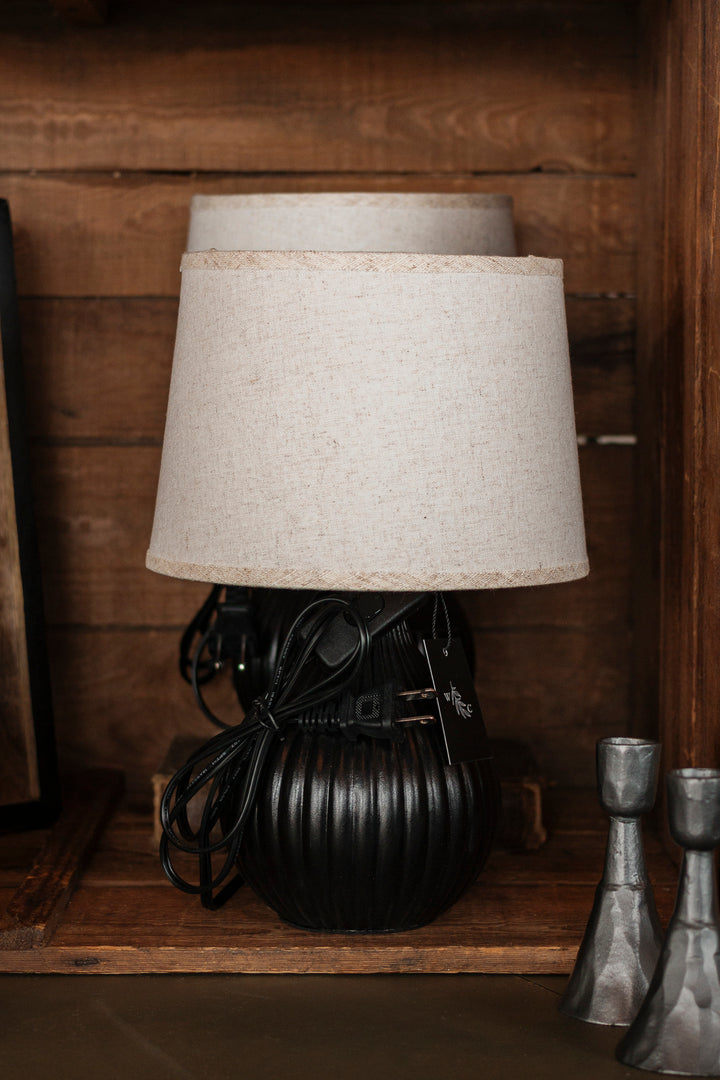 Black Ridge Ceramic Table Lamp