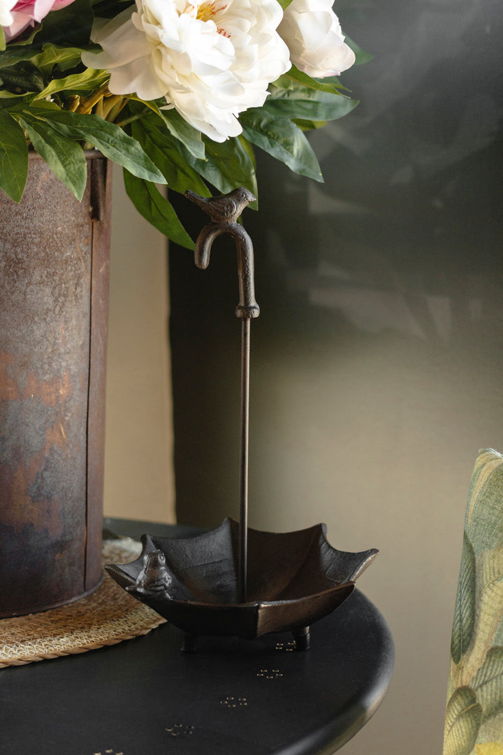 Cast Iron Umbrella Bird Feeder