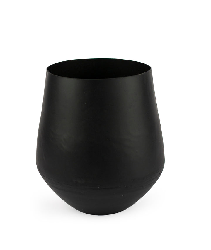 Matte Black Bodie Vase