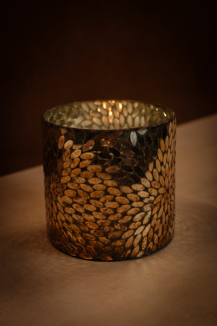 Sunlit Petal Mosaic Hurricane