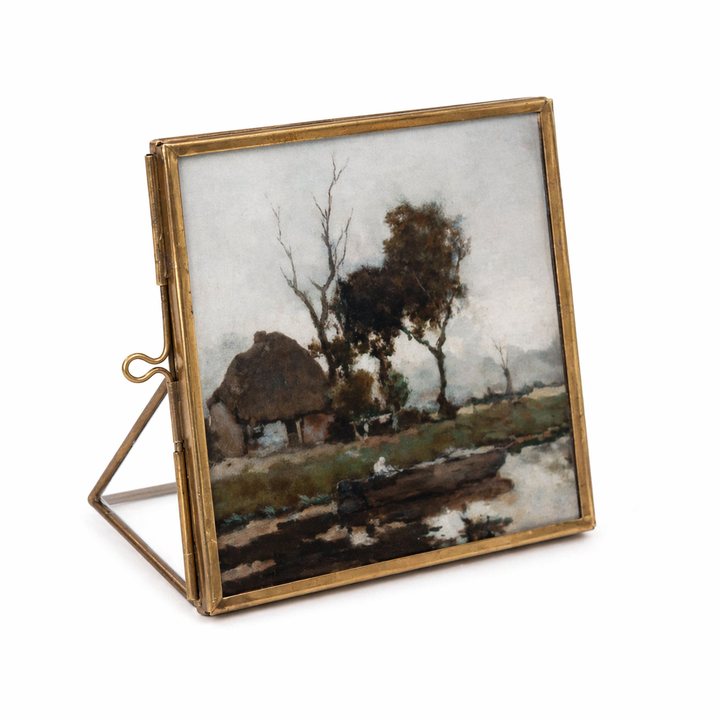 Golden Float Frame